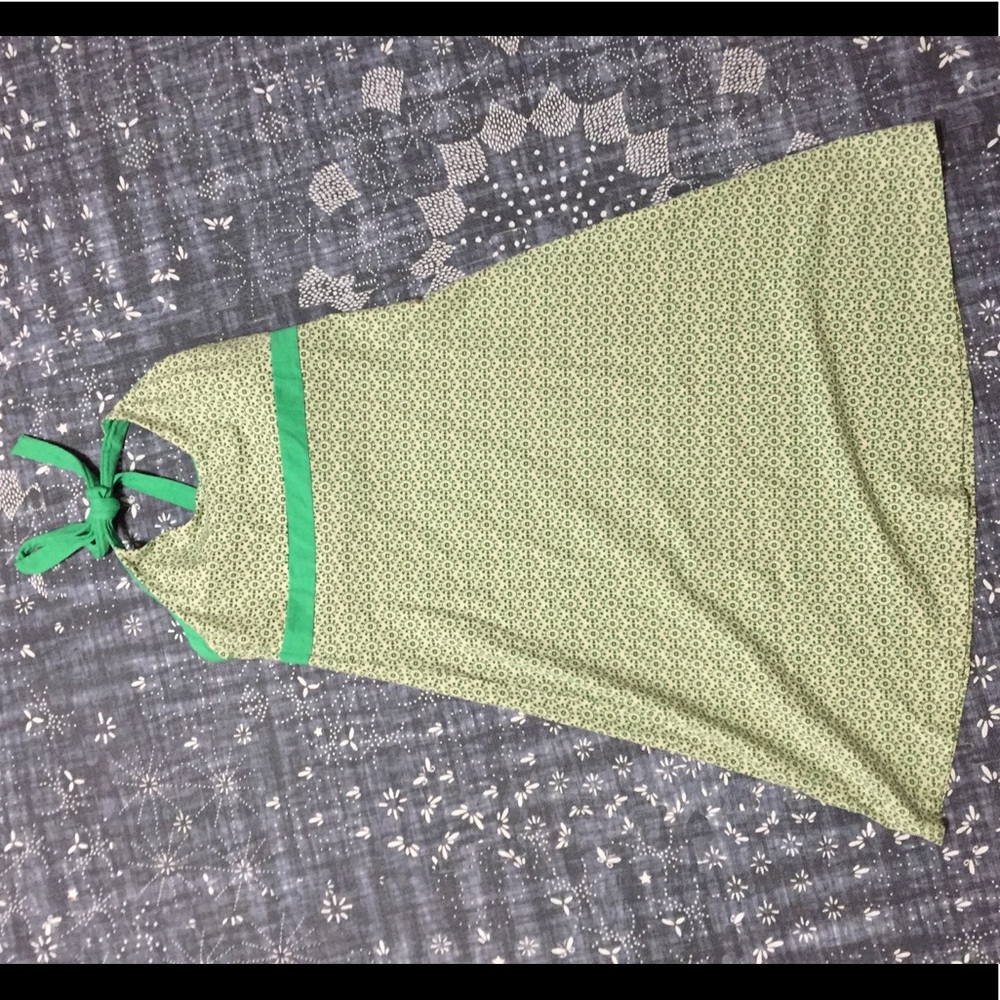 Sporty dress with built-in bra